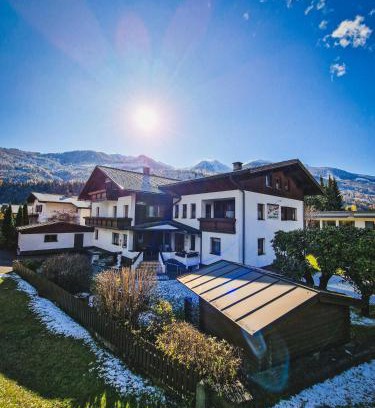 Panzendorf Apartment | Gästehaus Ortner: 10/10 Rated with Pet-Friendly Amenities