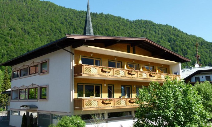 Kirchdorf in Tirol House | Family-Friendly Gästehaus-Pension Bendler - Rated 9.3/10