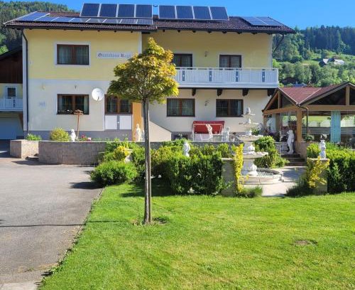 Ranten Apartment | Gästehaus Raab: Pet-Friendly Retreat with Ocean Views