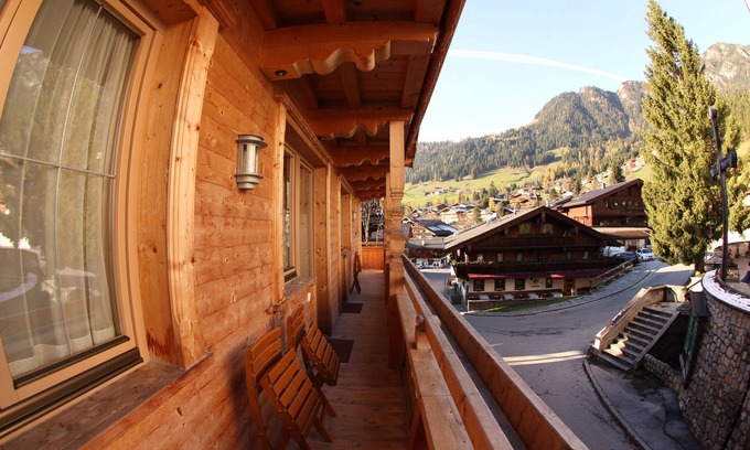 Alpbach House | Gästehaus Schneider: Top-Rated Stay with Pool & Kitchen