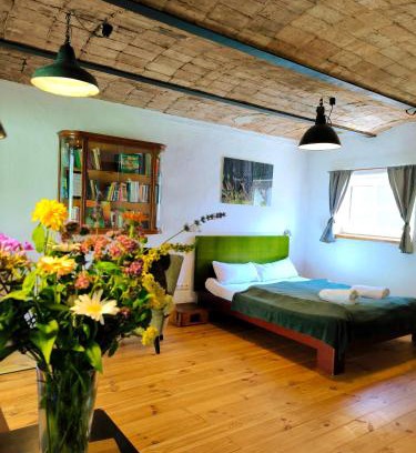 Heideblick Apartment | Inviting Gästesuite am Waldrand with Breakfast & Pet-Friendly
