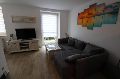 Saupersdorf Apartment | Inviting Gästewohnung "ALTE SPINNEREI" - Family Friendly Stay