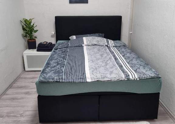 Plotzky Apartment | Convenient Gästewohnung Near Ferienpark Plötzky
