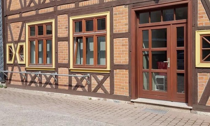 Salzwedel Apartment | Comfortable Gästewohnung Kristall 3 - Child-Friendly Stay