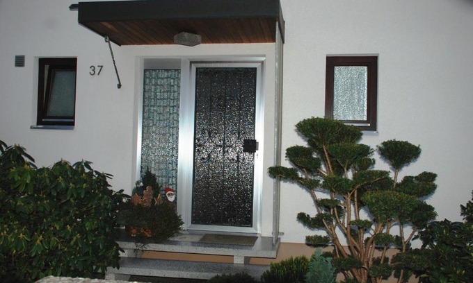 Sudstadt House | Outstanding Gästezimmer Anita with Breakfast Included