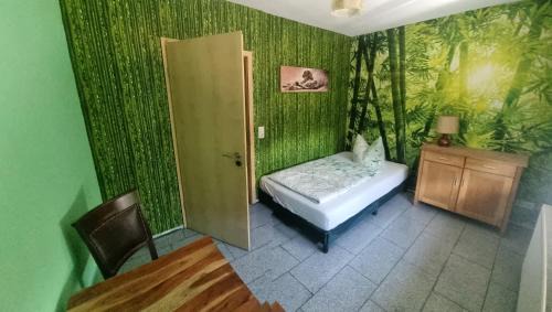 Berka/Werra House | Cozy Gästezimmer Bambus with Free Wi-Fi & Pet-Friendly Stay