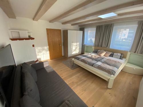 Kirchdorf an der Iller House | Oceanfront Gästezimmer Kirchdorf with Child-Friendly Amenities
