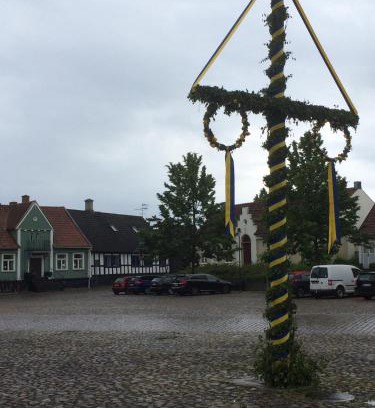 Aahus Cabin | Family-Friendly Stay at Gårdshus Torget Åhus Awaits You