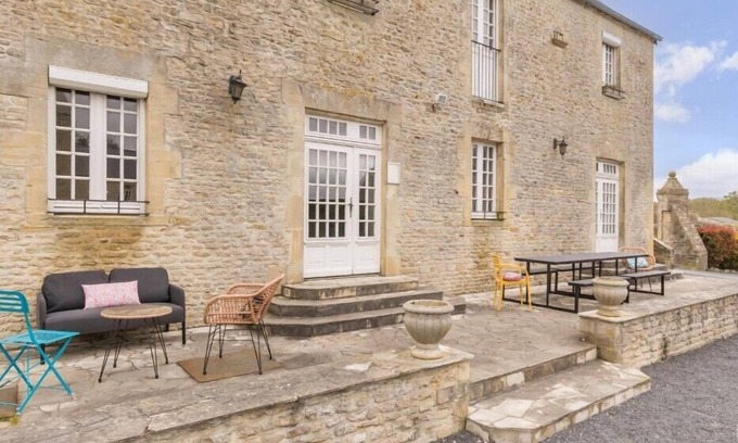 Longues-sur-Mer Other | Relax at Gîte à la Ferme de la Tourelle with Family-Friendly Amenities