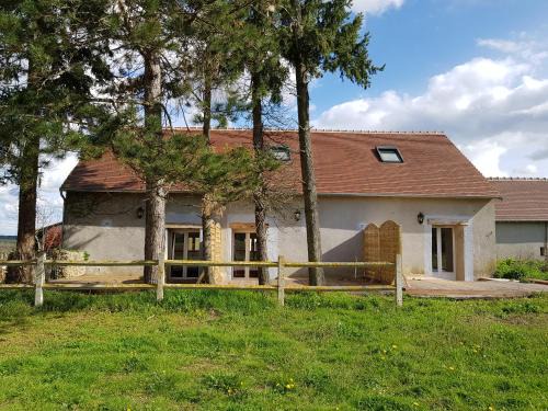 La Roche-Posay House | Pet-Friendly Gîte Équestre for Your Next Adventure