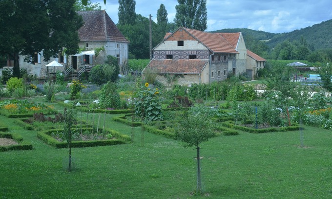 Concores House | Spacious Gîte for 22 at Moulin de Gougnet with Amenities
