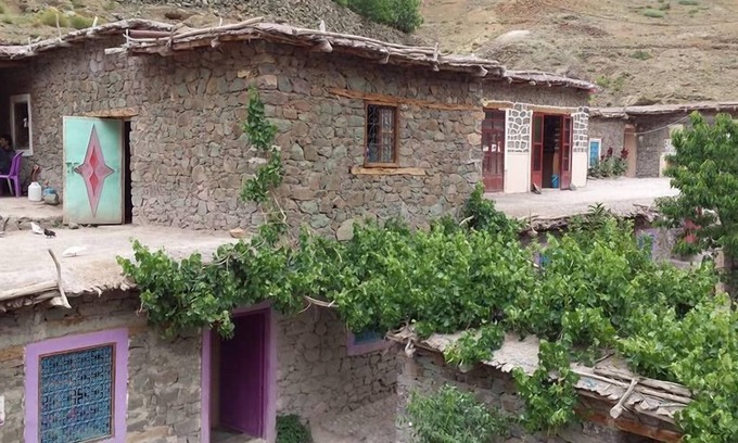 Zaouiat Ahansal House | Discover Gîte Aoujdade Taghia: Family-Friendly Retreat