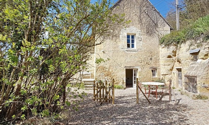 Chateauvieux House | Unique Gîte in Village Center - 5 Min to Beauval Zoo