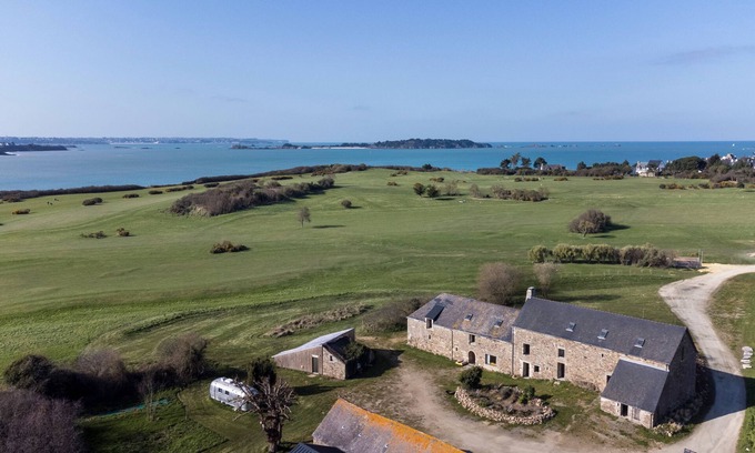 Lancieux House | Unique and Welcoming Retreat Near Lancieux Bay and Golf