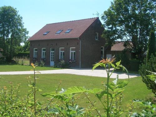 Esquelbecq House | Explore Gîte Esquelbecq: Ideal for Families and Groups