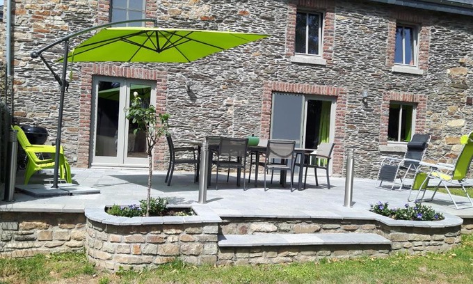 Champlon House | Gîte Au Coeur de Champlon: 4-Star Stay with Pet-Friendly Perks
