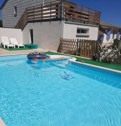Cuxac-Cabardes House | Relaxing Gîte avec piscine - Family-Friendly in Pays Cathare