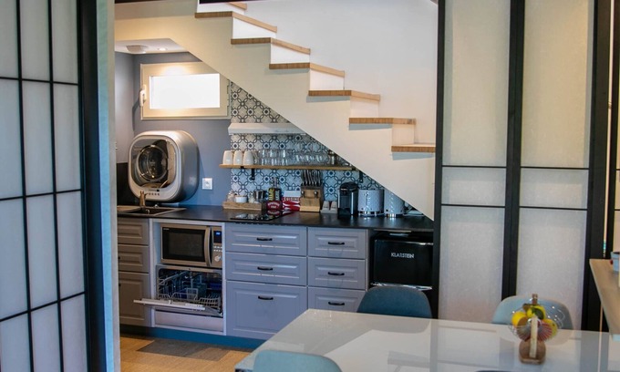 Saint-Cassin House | Relaxing Retreat with Private Pool, Hot Tub & Spa Amenities