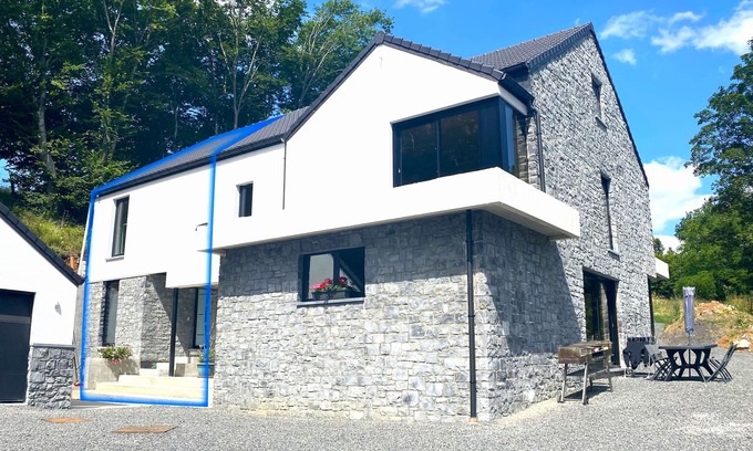 Gesves Apartment | Cozy Gîte Bellak: Private Getaway in Gesves Countryside