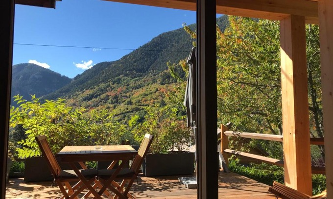 Saint-Martin-Vesubie Ski Chalet | Experience Gîte C 1.2.3 Soleil - Rated 9.6 by Guests