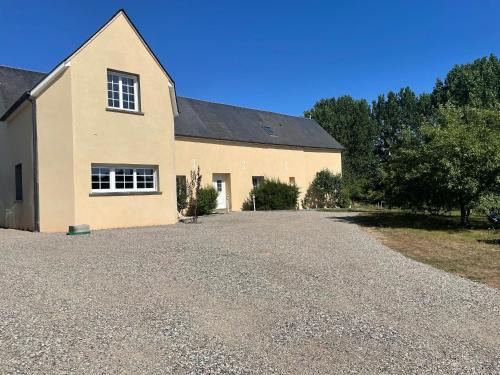 Mansigne House | Gîte calme près de La Flèche, idéal pour familles - FR-1-410-479