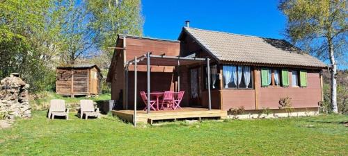 Antrenas House | Cozy Chalet des 2 for Families – Child Friendly Retreat