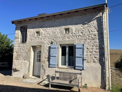 Bellenaves House | Gîte charmant à Bellenaves, 2 pers, animaux admis - FR-1-489-595