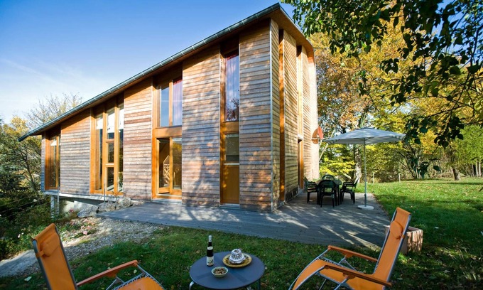 Luttenbach-pres-Munster House | Top-Rated Gîte Contemporain du Kiwi with Great Amenities
