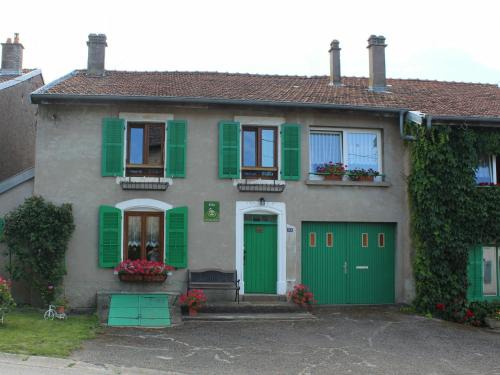 Reherrey House | Welcoming Gîte des Cygnes - Pet & Child Friendly Retreat