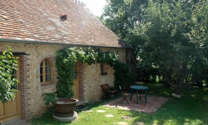 Connerre House | Inviting Gîte Connerré for Families with Great Amenities