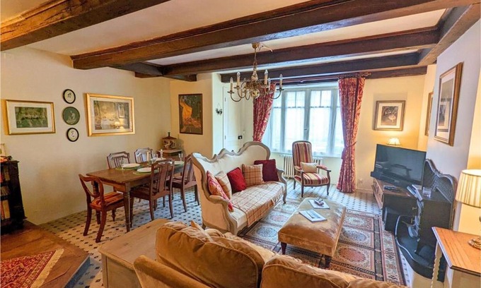 Charente Limousine House | Cozy Gîte in Abzac with Garden, Near Confolens