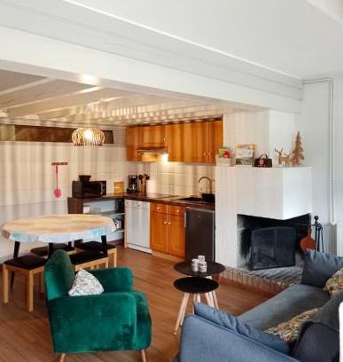 Campan House | Cozy Gîte Lac de Payolle: Family-Friendly Getaway