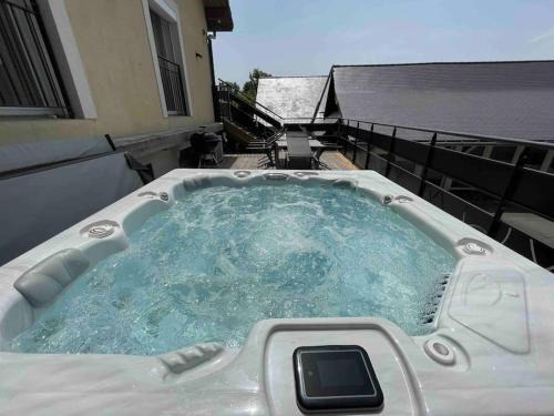 La Bauche House | Tranquil Gîte with Ocean Views and Spa Amenities