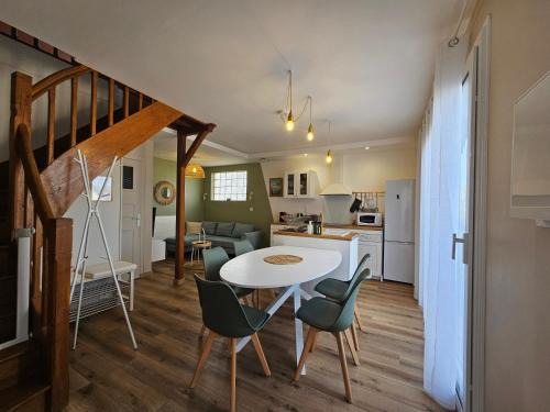 Seigy House | Cozy Gîte D'à Côté: 5 Min from Zoo de Beauval, Pet Friendly