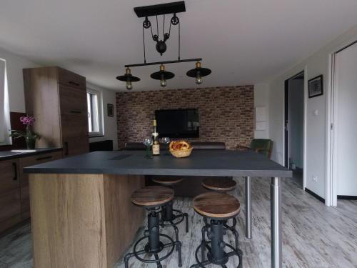 Ostheim Apartment | Exceptional Gîte d’Alsace l’Escale with Oceanfront Pool