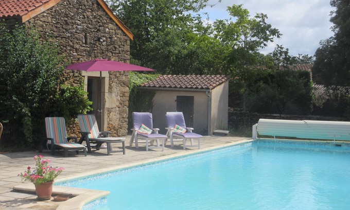 Savignac House | Charming Stone Cottage with Pool Near Villefranche
