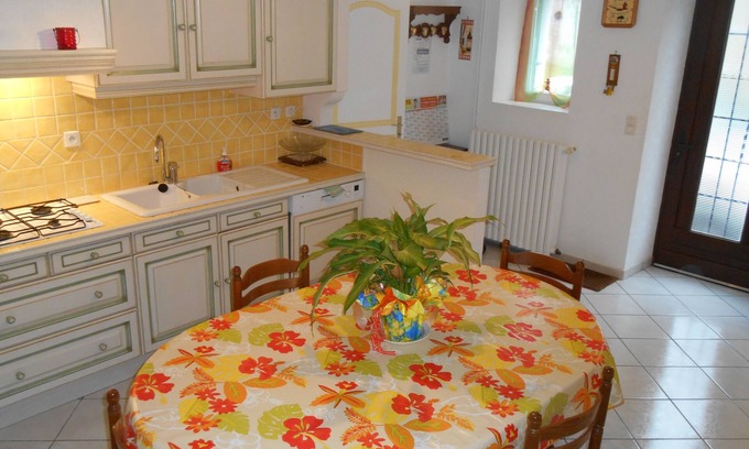 Fleurat House | Exceptional Gîte de Brézenty: Family-Friendly Near Guéret