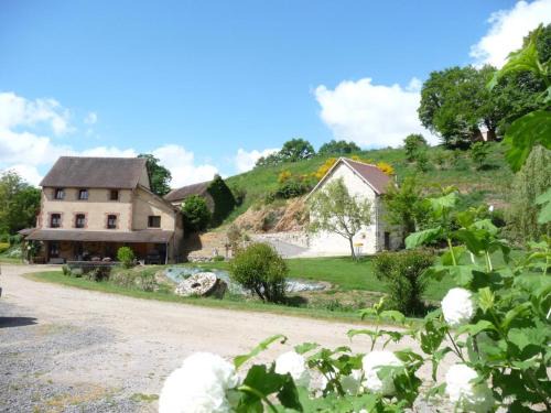 Vernusse House | Cozy Gîte with Indoor Pool, Sauna & Nordic Bath in Nature