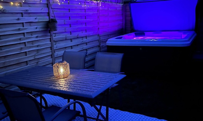 Medis House | Gîte DE Charme: Ideal Getaway with Spa and Ocean View