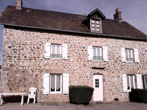 Couffy-sur-Sarsonne Apartment | Family-Friendly Gîte de France in Couffy-sur-Sarsonne