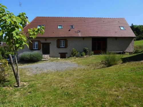 Saint-Martin-Sepert Apartment | Inviting Gîte de France in Saint-Martin-Sepert - 9.5/10 Rating