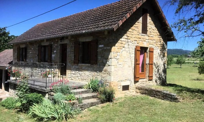 Saillac Villa | Gîte de France in Saillac: Family-Friendly Retreat Awaits