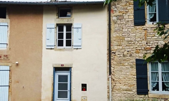 Gigny House | Pet-Friendly Gîte de L'abbaye: Oceanfront Retreat Awaits