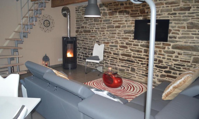 Champrepus House | Gîte de L'Hotel Mahey: Oceanfront Retreat with Spa & Hot Tub