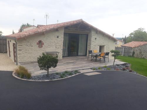 Le Boupere House | Oceanfront Gîte de la Colinière: Guest Rated 9.4/10