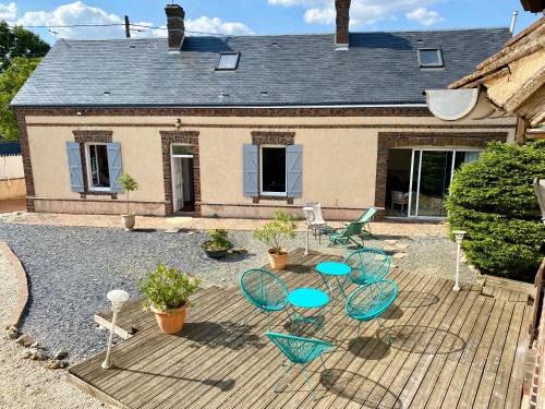 Thimert-Gatelles House | Discover Gîte de la Perdrix: Family-Friendly Retreat
