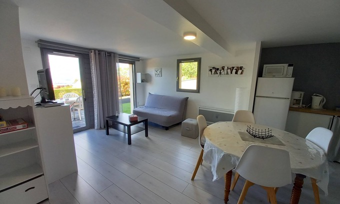 Le Crest Condo | Relaxing Getaway at Gîte de la Serre in Tranquil Crest