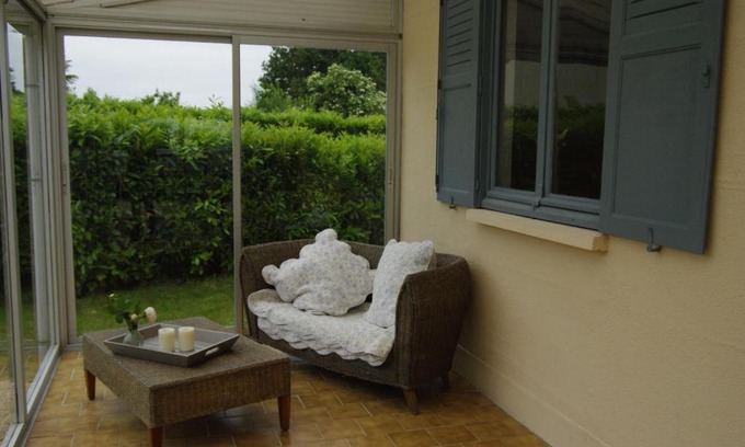 Guemene-Penfao House | Pet-Friendly Retreat at Gîte De La Tulipe - Rated 9/10