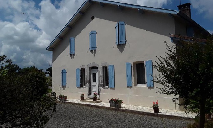 Clermont House | Pet-Friendly Gîte de Marcadé: Rated 9.4/10 for Families