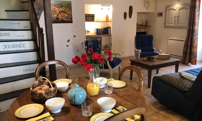 Saint-Pierre-de-Maille House | Pet-Friendly Gîte des 2 frères with High Guest Ratings